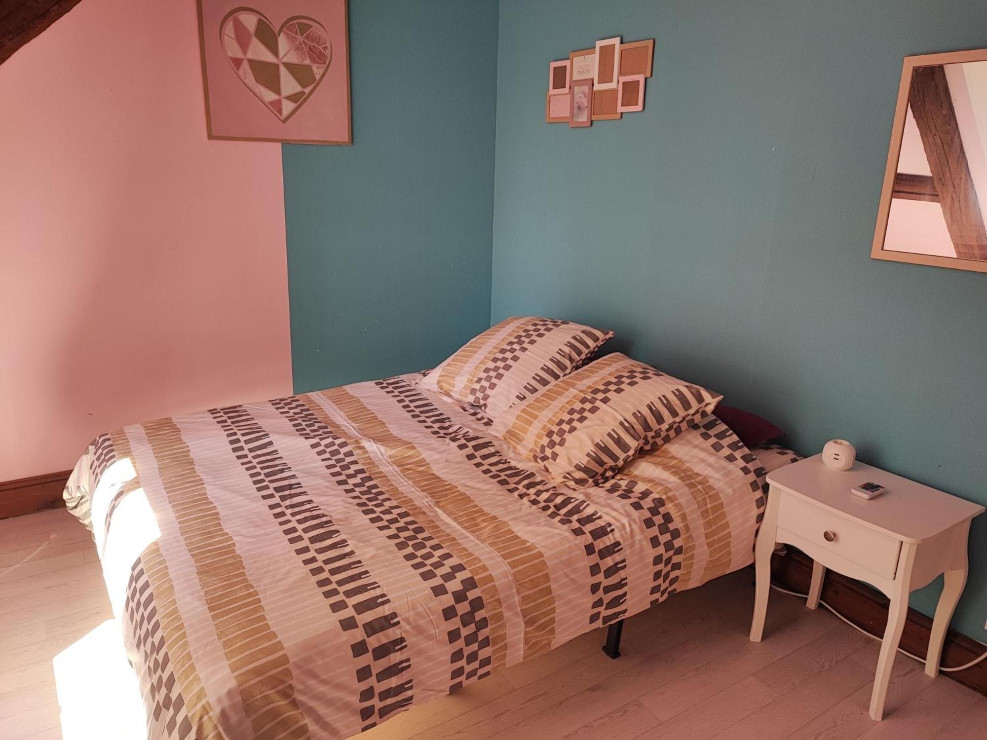 chez Pauline&Sébastien le Bien-être proche de la forêt Saint-Gervais-la-Forêt Chambre photo