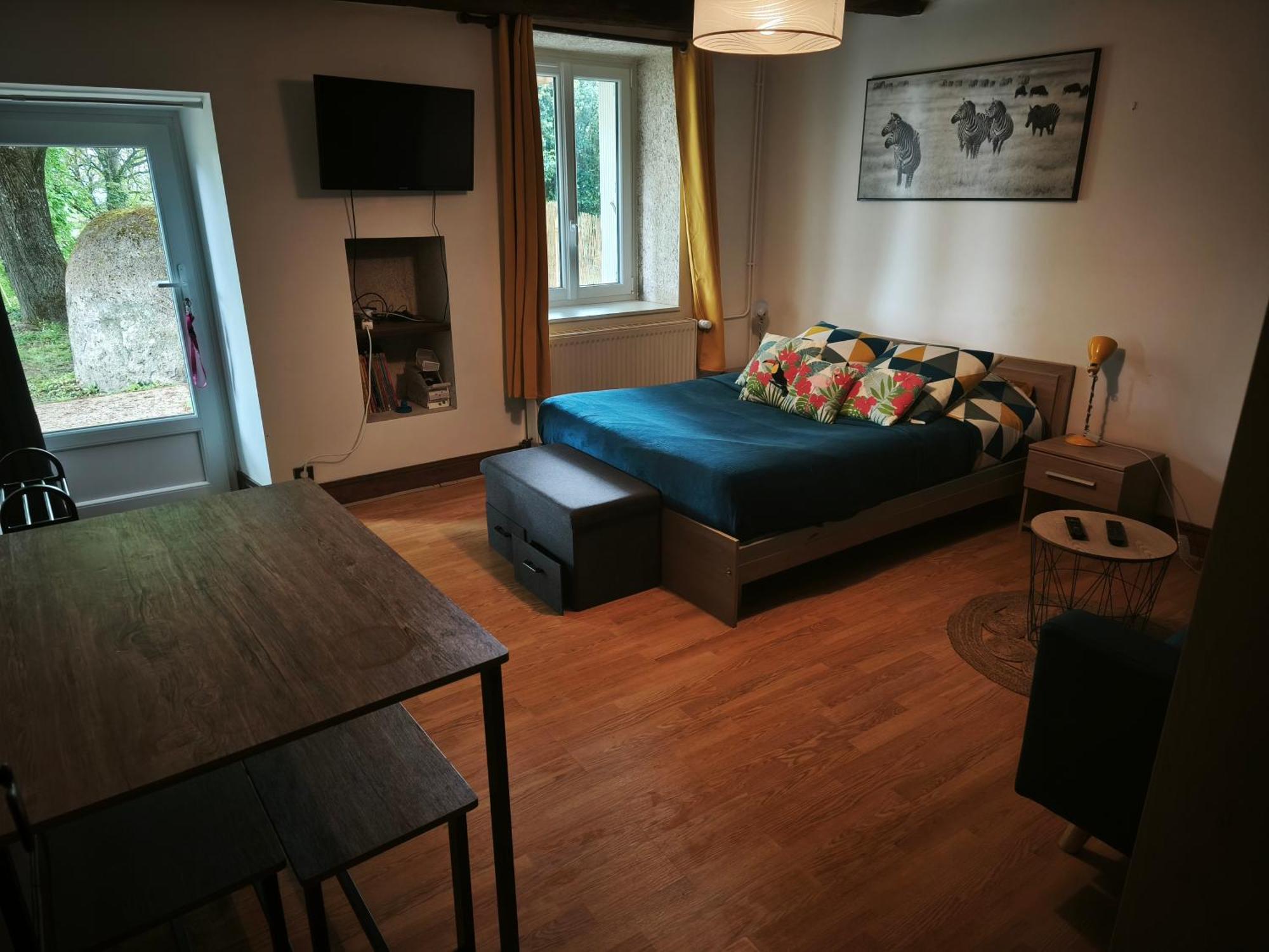 chez Pauline&Sébastien le Bien-être proche de la forêt Saint-Gervais-la-Forêt Chambre photo